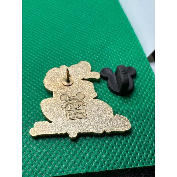2002 Vtg Walt Disney World WDW Donald Duck Disney trading Pin badge - Picture 8 of 10